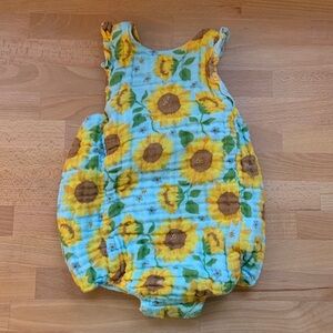 Gorgeous Sunflower Angel Dear Bubble Ruffle Bubble NWOT 12-18m